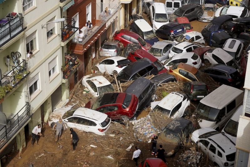 Le Foto Delle Disastrose Alluvioni In Spagna Il Post