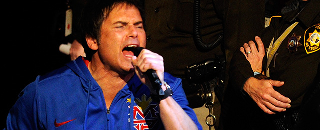 LAS VEGAS, NV - NOVEMBER 12: Singer Jimi Jamison performs Survivors song "Eye of the Tiger" as boxer Manny Pacquiao walks out to the ring to take on Juan Manuel Marquez in the WBO world welterweight title fight at the MGM Grand Garden Arena on November 12, 2011 in Las Vegas, Nevada. (Photo by Ethan Miller/Getty Images)