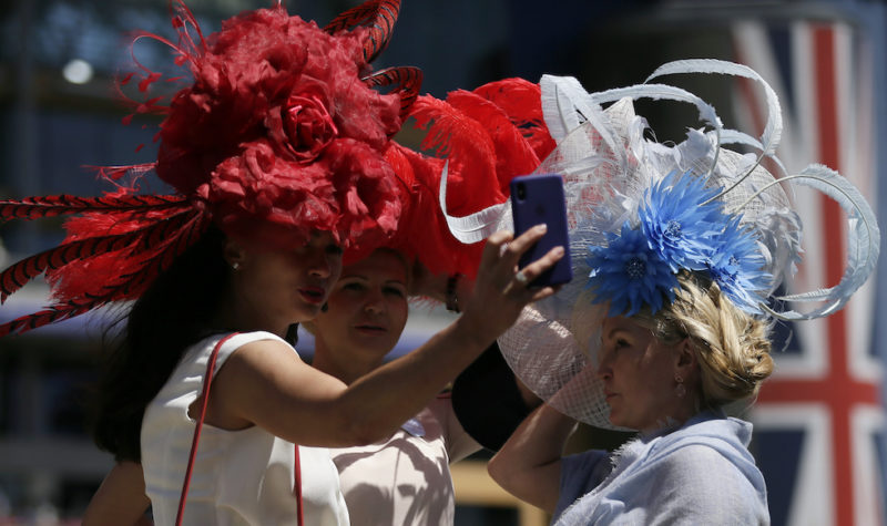 Strani cappelli, al Royal Ascot - Il Post