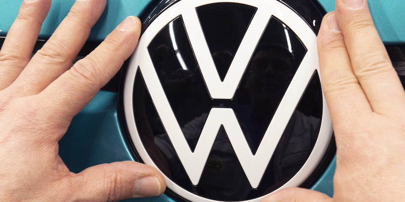 Volkswagen will have to recall more than 100,000 hybrid cars