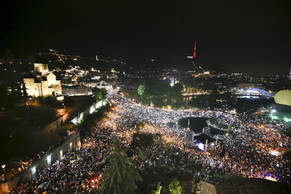 Manifestazioni a Tbilisi contro la “legge russa” l'11 maggio