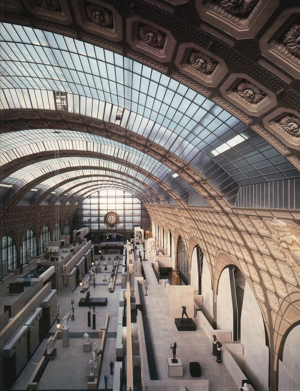 Una foto del museo d’Orsay a Parigi nel 1986, dopo i lavori di riconversione diretti da Aulenti