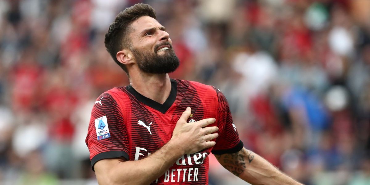 L'attaccante francese Olivier Giroud lascerà il Milan dopo tre anni (Marco Luzzani/Getty Images)
