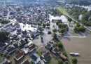 Strade allagate in una città tedesca, viste dall'alto