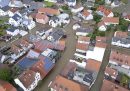 Strade allagate in una città tedesca, viste dall'alto