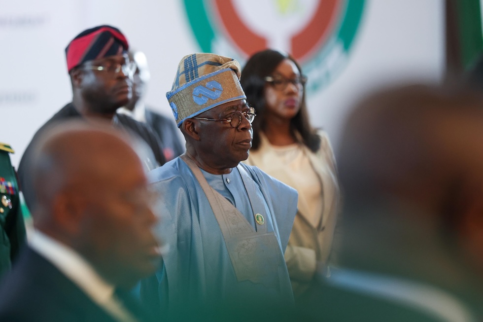 Il presidente nigeriano, Bola Ahmed Tinubu, durante una riunione dell'ECOWAS, ad Abuja, il 7 luglio 