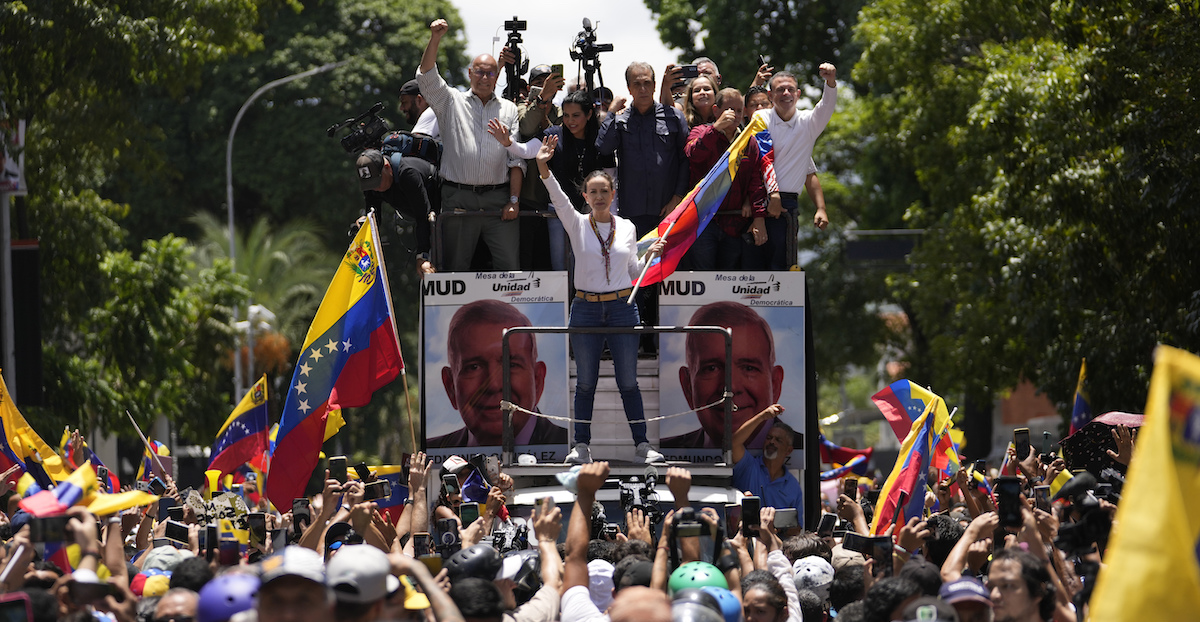 María Corina Machado alla manifestazione dell'opposizione venezuelana di sabato 3 agosto