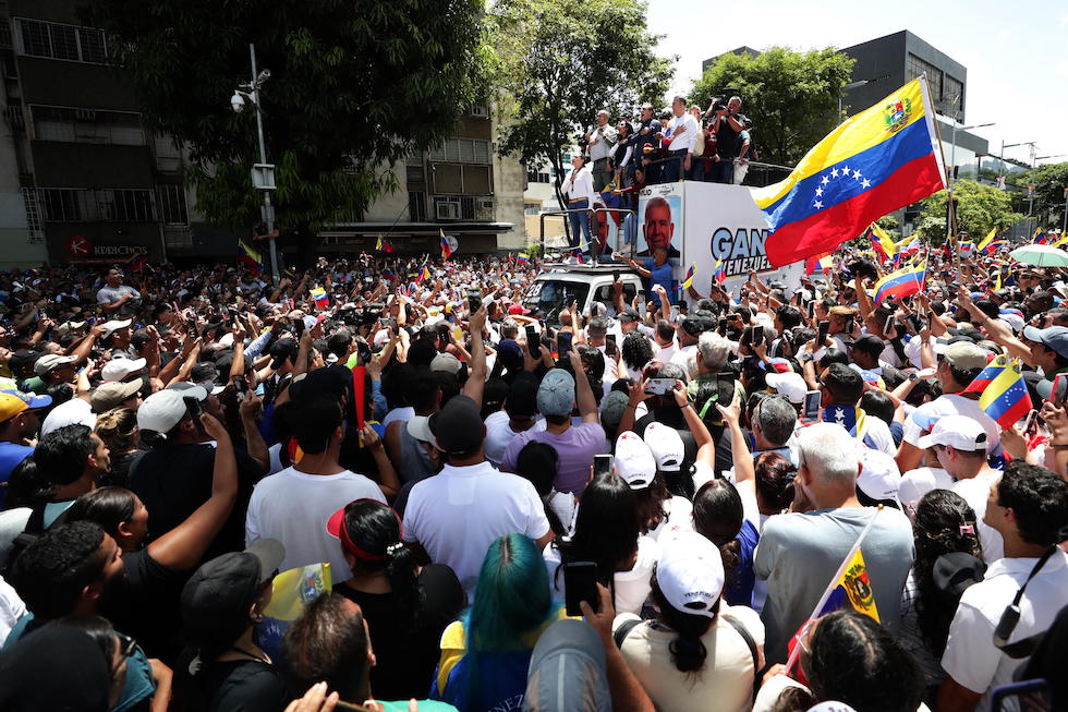 María Corina Machado alla manifestazione dell'opposizione venezuelana di sabato 3 agosto 