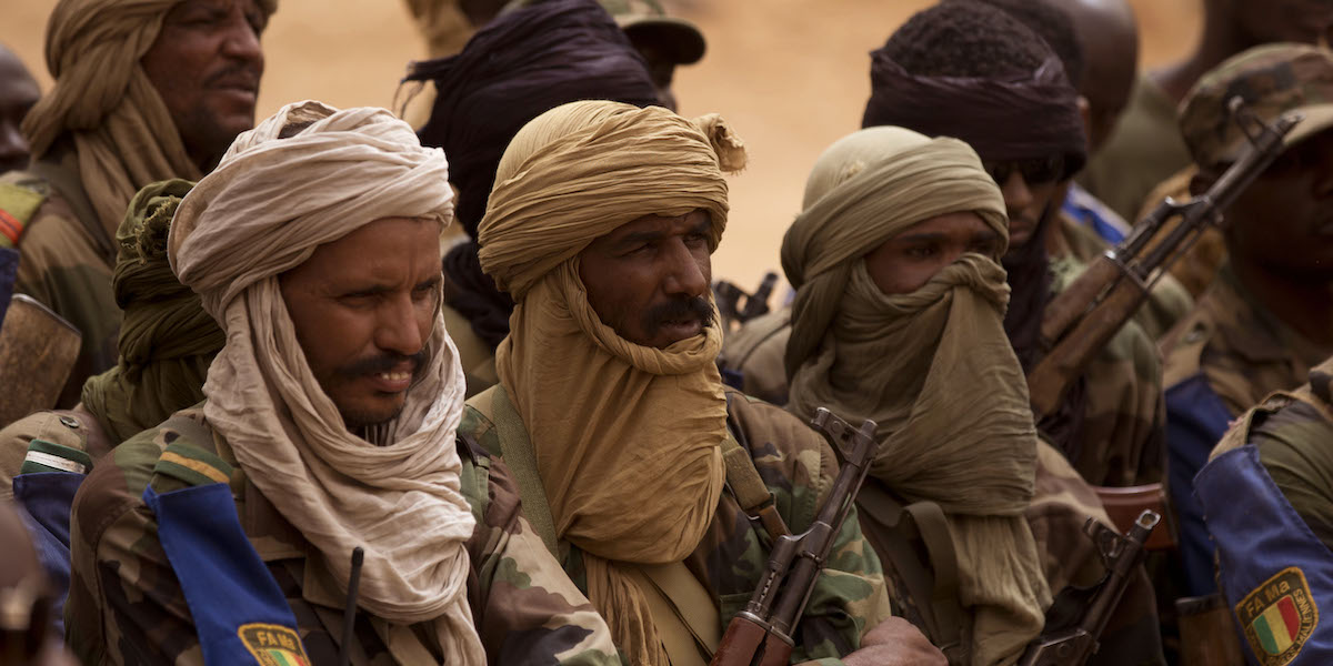 Ribelli tuareg nel 2015 (AP Photo/Rebecca Blackwell)