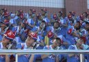 Alcuni bambini nordcoreani durante durante un raduno sportivo nello stadio di Pyongyang, il 5 luglio (AP Photo/Cha Song Ho)