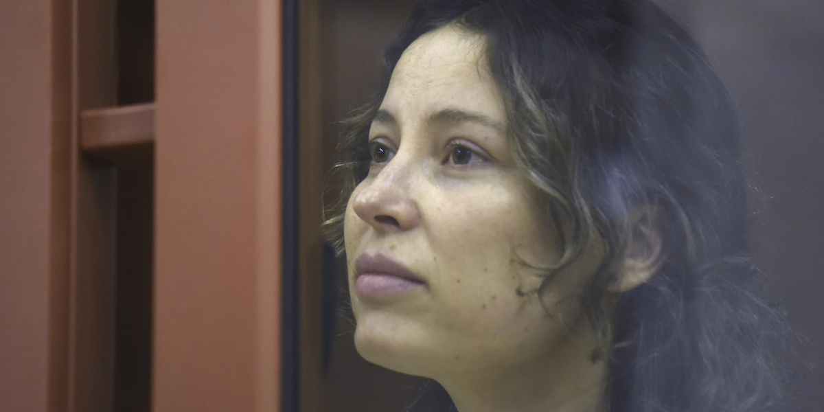 Ksenia Karelina in tribunale, il 15 agosto (AP Photo)