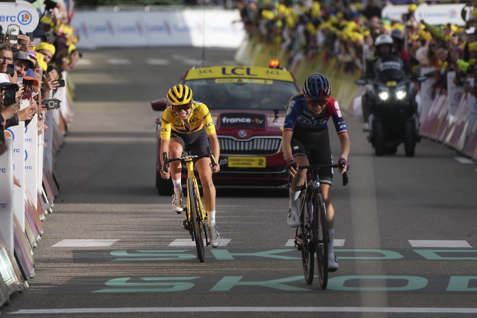 quindicesima tappa del tour de france 2023