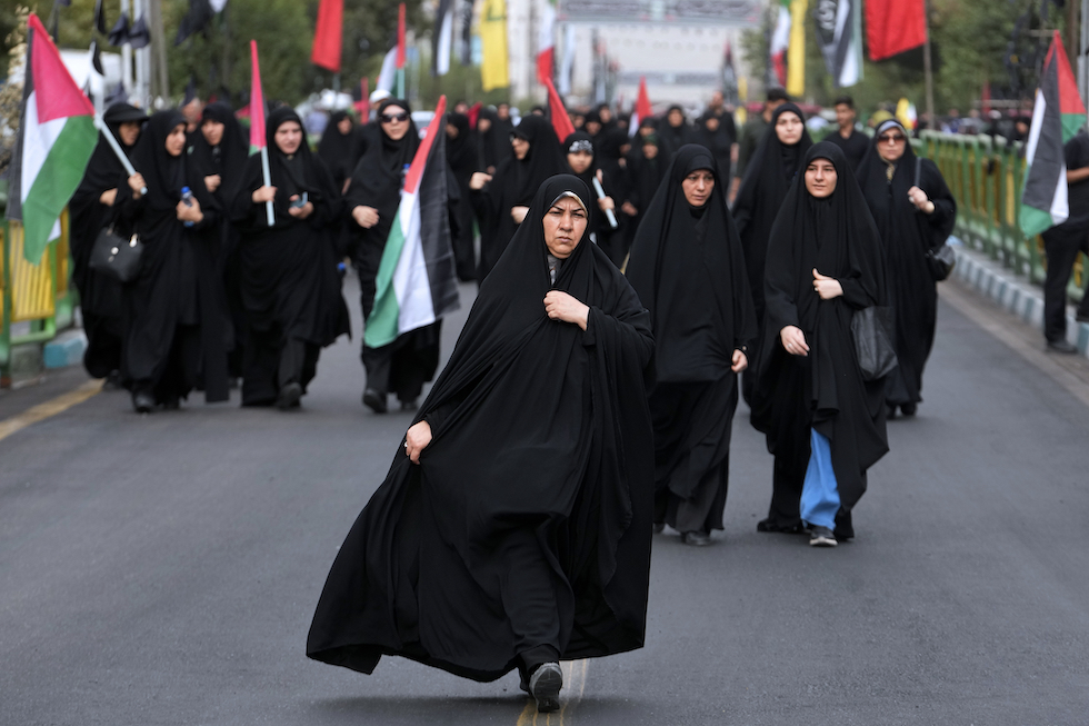 Donne iraniane al funerale di Ismail Haniyeh a Teheran