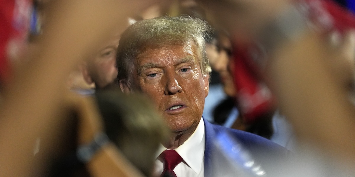 Donald Trump durante un evento elettorale (AP Photo/Morry Gash)