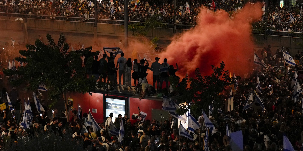 Le proteste di domenica a Tel Aviv, 1 settembre 2024 (AP Photo/Ariel Schalit)