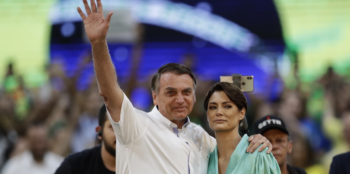 Una foto dell'ex presidente brasiliano Jair Bolsonaro e sua moglie Michelle Bolsonaro, 24 luglio 2024 (AP Photo/Bruna Prado)