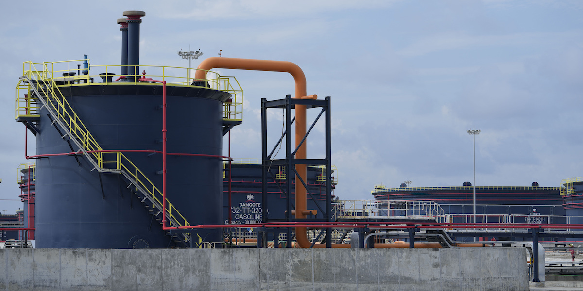 La raffineria di Dangote a Lagos, Nigeria, 22 maggio 2023 (AP Photo/Sunday Alamba)