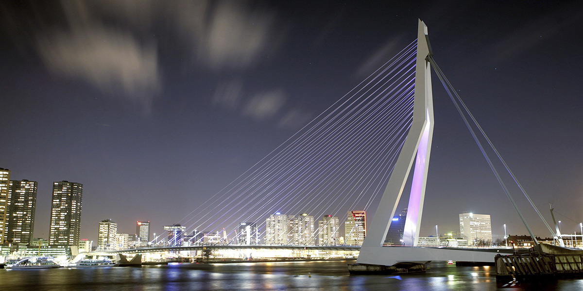 Il ponte Erasmo a Rotterdam, Paesi Bassi (AP Photo/ Bas Czerwinski, File)