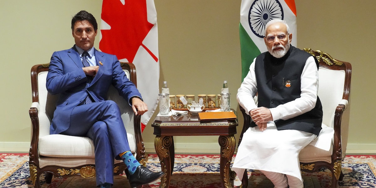 Il primo ministro canadese Justin Trudeau e il primo ministro indiano Narendra Modi durante un incontro del G20 a New Delhi, il 10 settembre del 2023 (Sean Kilpatrick/ The Canadian Press via ZUMA Press, ANSA)