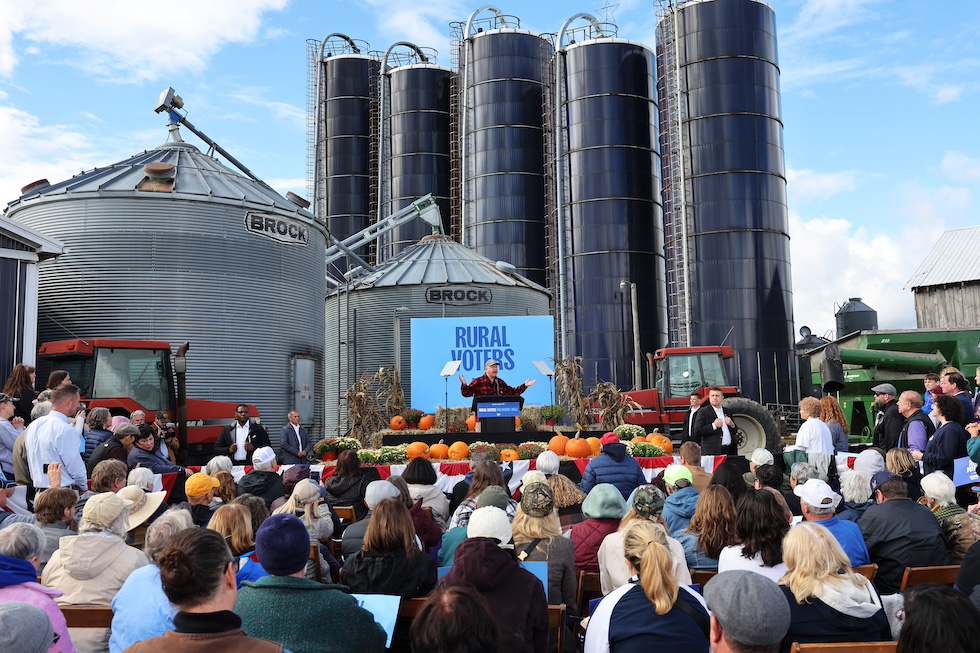 Democratic Vice Presidential candidate Tim Walz holds a rally in Teliz Faris, Pennsylvania 