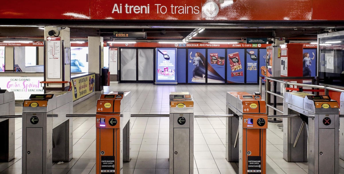 Una stazione della metro di Milano (ANSA/MOURAD BALTI TOUATI)