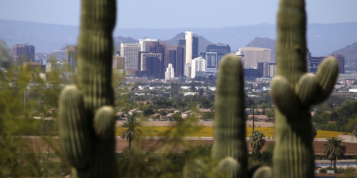 Una veduta di Phoenix, Arizona (AP Photo/Ross D. Franklin)