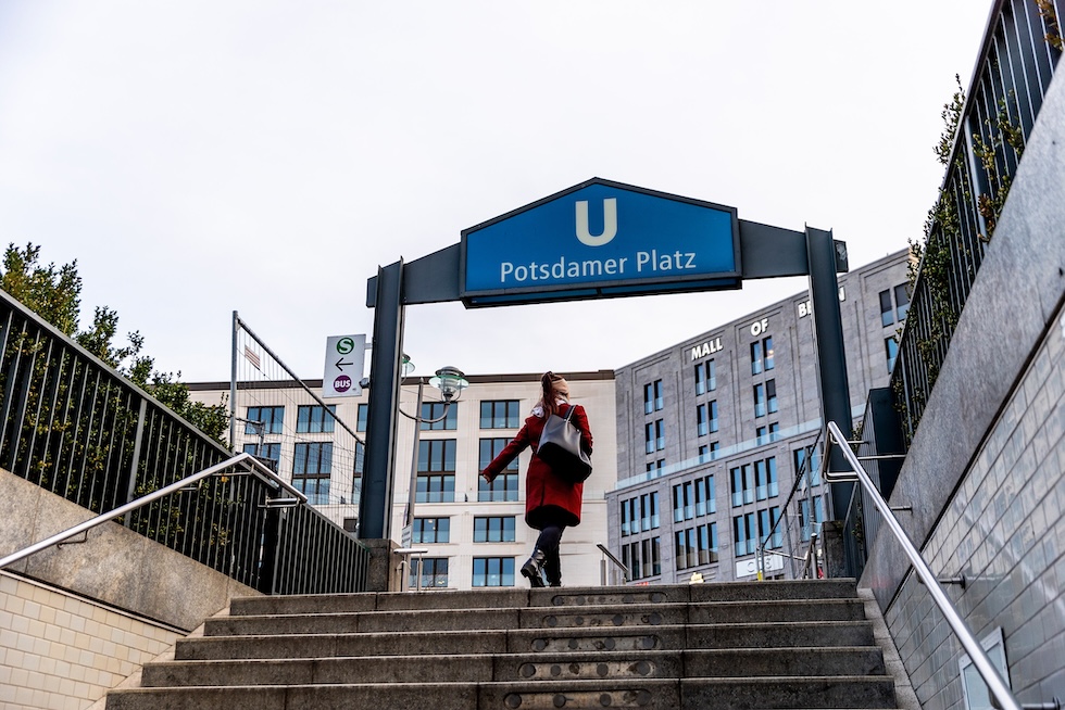 L'ingresso di una stazione della metropolitana a Berlino 