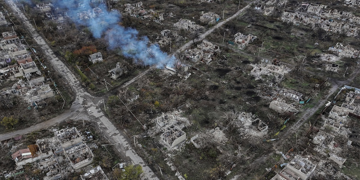 Chasiv Yar, città ucraina distrutta dalla guerra, vista dall'alto (AP Photo, File)