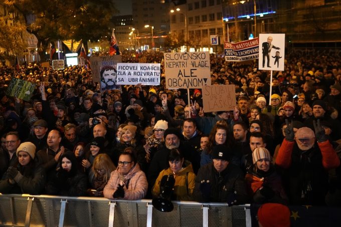 Una manifestazione contro il governo, il 17 novembre a Bratislava