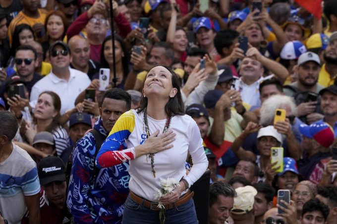 María Corina Machado alla sua prima apparizione pubblica dal 28 agosto del 2024, giovedì 9 gennaio 2025 a Caracas 